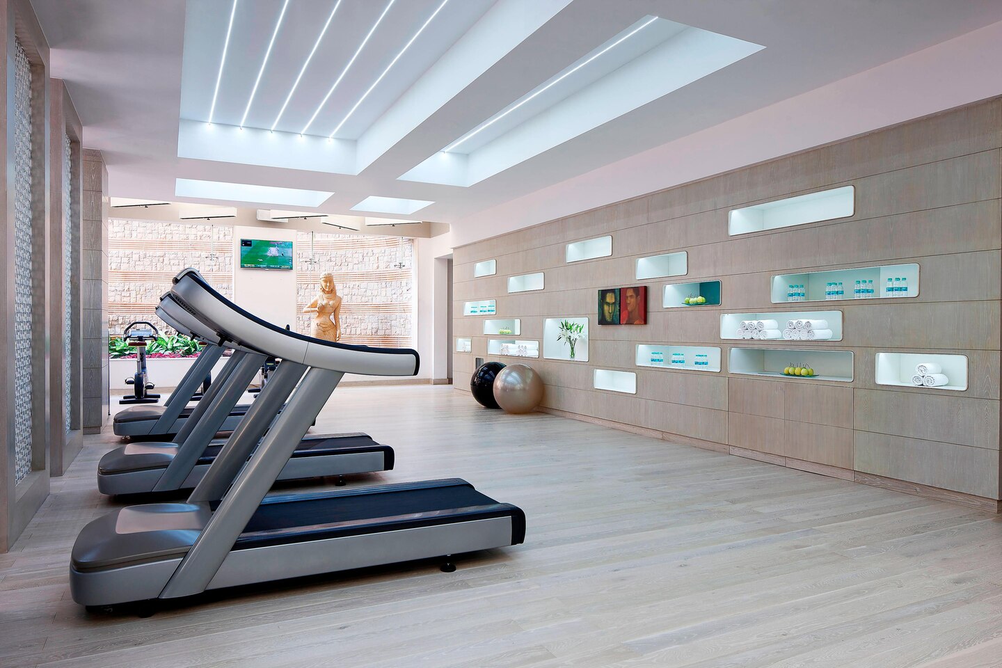 Gym at JW Marriott 