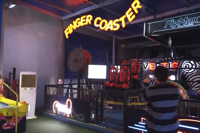 VR Finger Coaster at Smaash