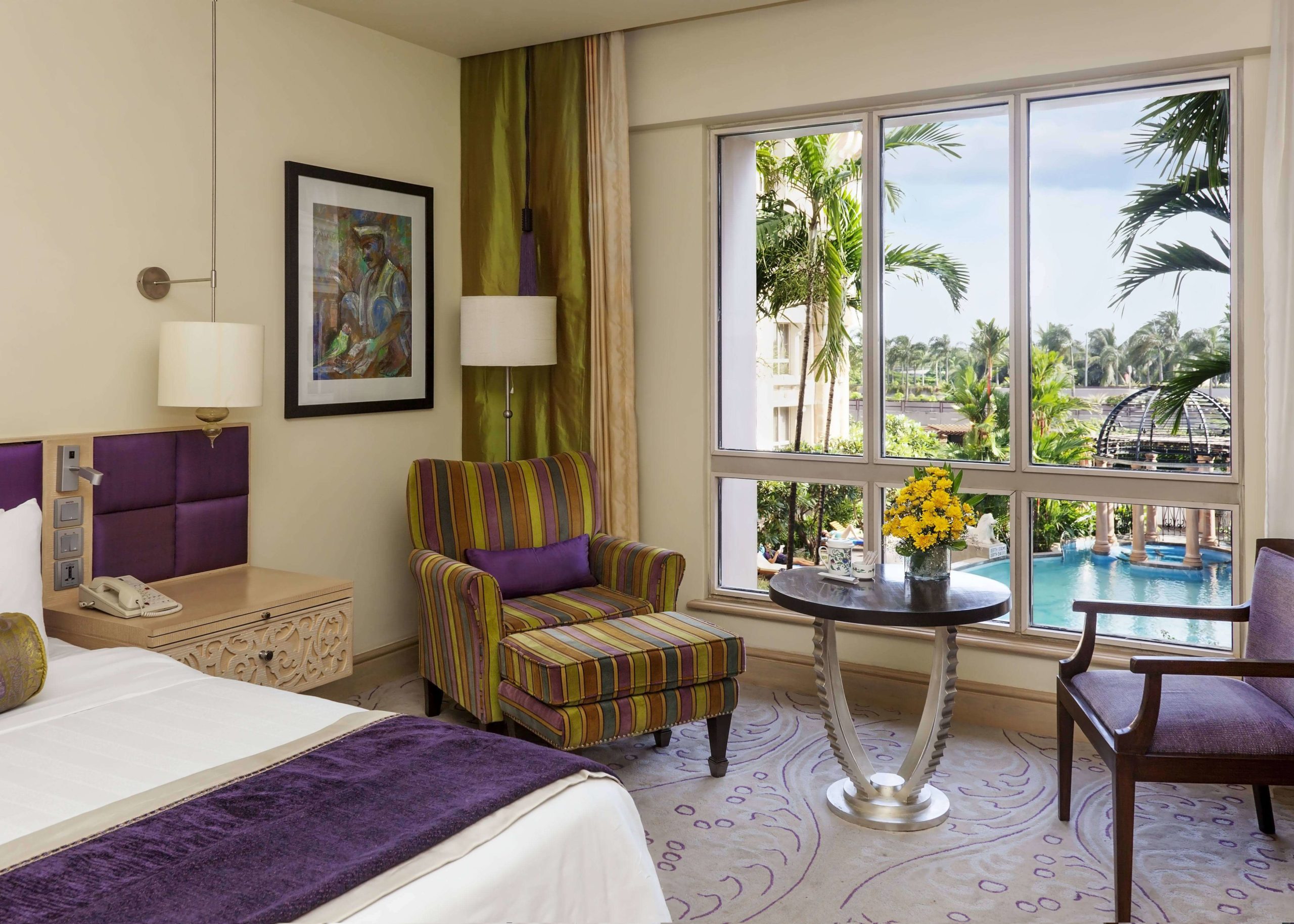 Executive Club Room at ITC Maratha
