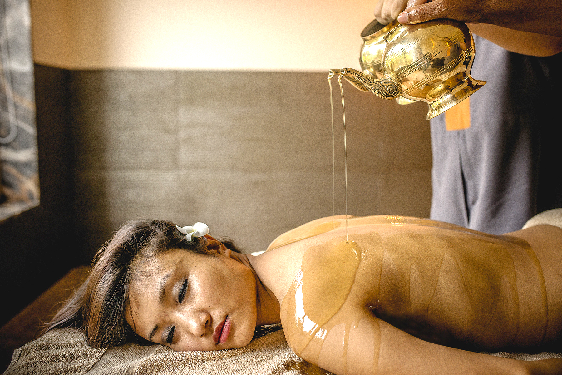 Ayurveda Pizichil Massage at Atmantan