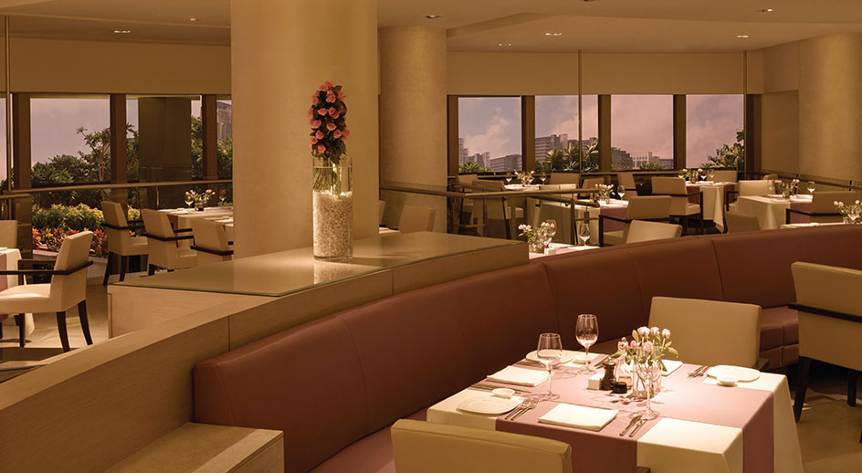 Botticino Restaurant at Trident BKC