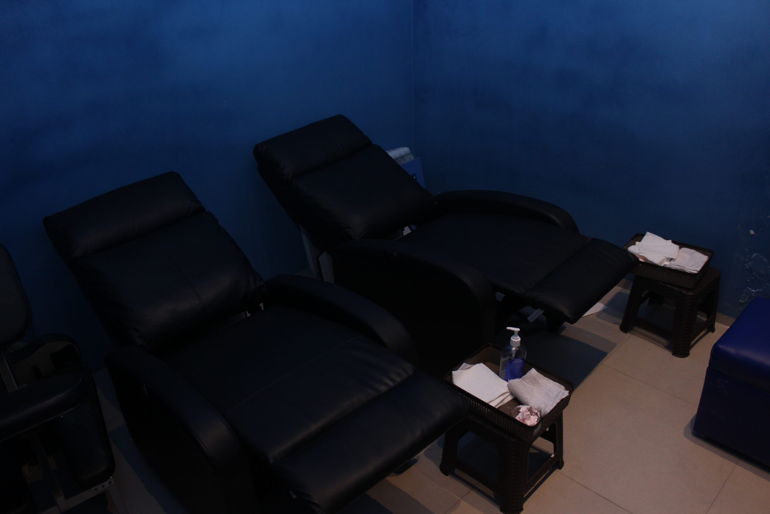 Parent's Spa Lounge at Happy Planet