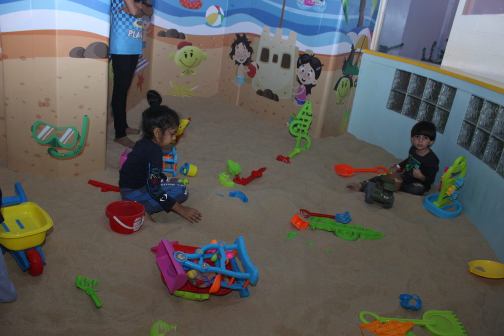 Dubai Sands - Sand Pit at Happy Planet
