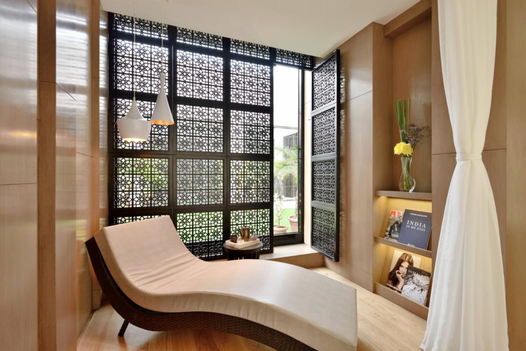 Quan Spa - Relaxation Area at Renaissance Hotel