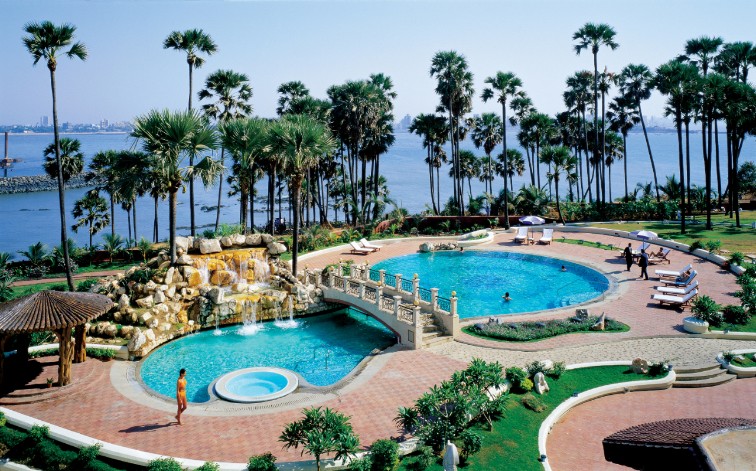 Pool at Taj Lands End