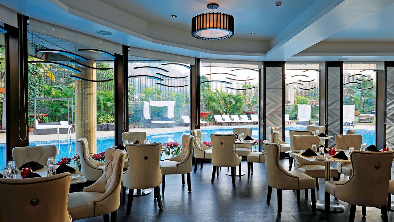 Restaurant at Della Resort 